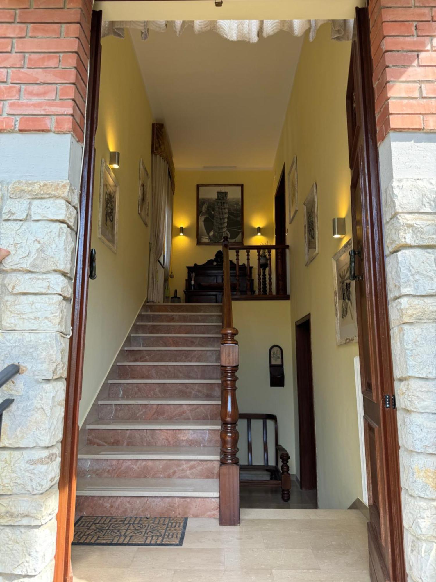 Lucy's House, Elegante Rustico Con Tutti I Comfort Moderni A Pensión *